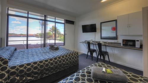 Twin Swans Motel in Inverell