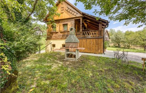 Beautiful Home In Breznik Plesivicki With Jacuzzi