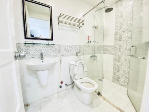 Studio Apartment image 10