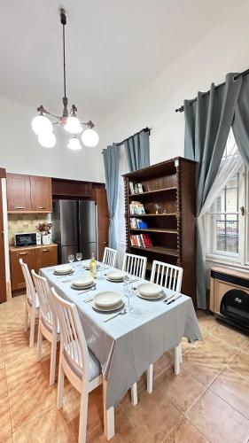 Jozsef 68 Apartment - Near NewYork Cafe 2