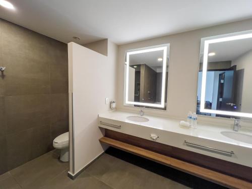 511672976 Holiday Inn San Luis Potosi-Quijote by IHG