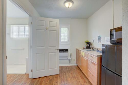 Tequesta Palms Inn – Tequesta, FL