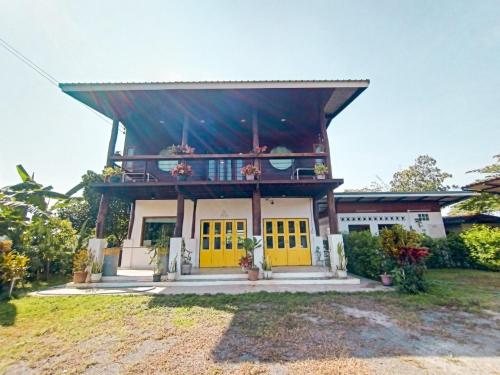 ต้นผึ้ง แอทโฮม - Chiang Mai