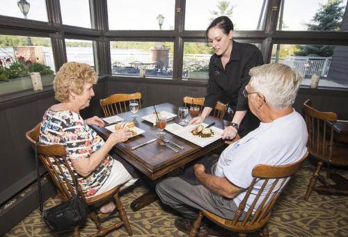 Split Rock Resort Photo 22