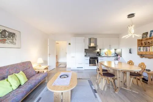 2206 Frisch renovierte Wohnung mit modernem Ambiente in Vulpera, Schweiz