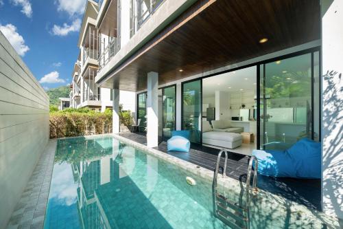 3-Story Pool Villa Katahan UTK B4 just 7 min walk to Kata Beach