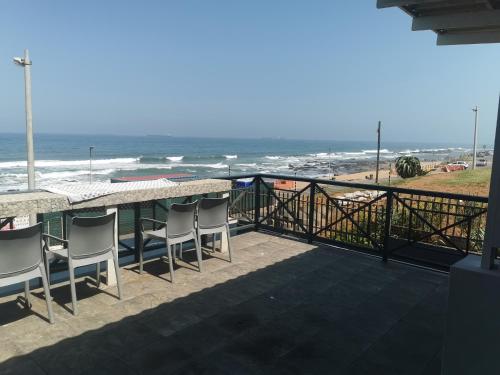 Umdloti Family Beach House - Pet Friendly Duplex, Durban