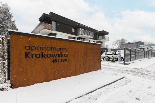 Apartment with Balcony by the Park in Łódź by Renters Prestige Apartment with Balcony by the Park in Łódź by Renters Prestige