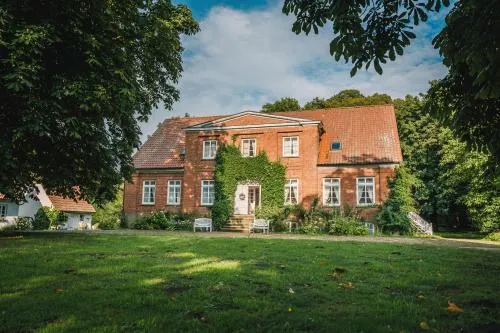 Gutshaus Krimvitz Kleines Doppelzimmer inkl Frühstück in Putbus, Deutschland