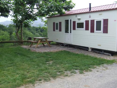 Camping Manex - Cabanes - Tap to explore photos