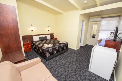 Pioneer Station Motor Inn in Swan Hill