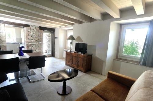 Borgo Stanzano in Zocca (Modena)