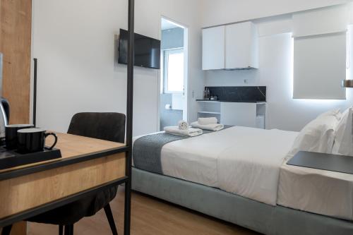 Kriel Suites by LIV Homes Room Type - Standard Queen Room