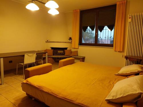  Camera dei Tigli, Pension in Cherasco