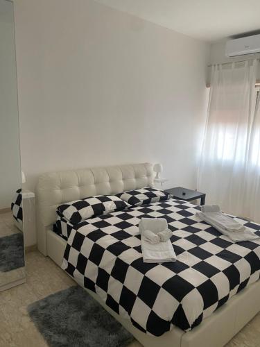 Nic Roma House, Roma