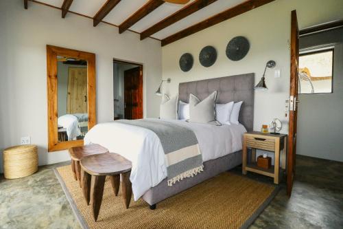 Barefoot Addo Elephant Lodge - Luxury Family Villa