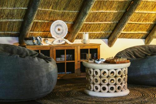 Barefoot Addo Elephant Lodge - Luxury Family Villa