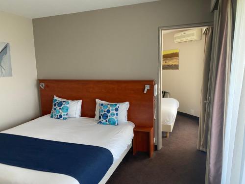 2 bedrooms, 2 beds