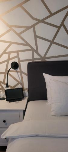 1 twin bed