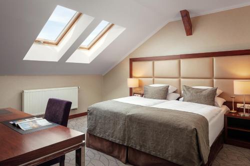 room detail thumbnail 0