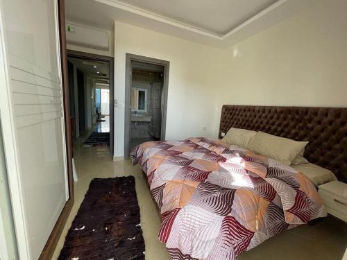 3-Bedroom Apartment on the Third Floor with 3 Balconies and lovely Pool View, Street View and Free Beach Access in Sharm Hills Resort