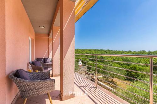 House SEA VIEW with pool