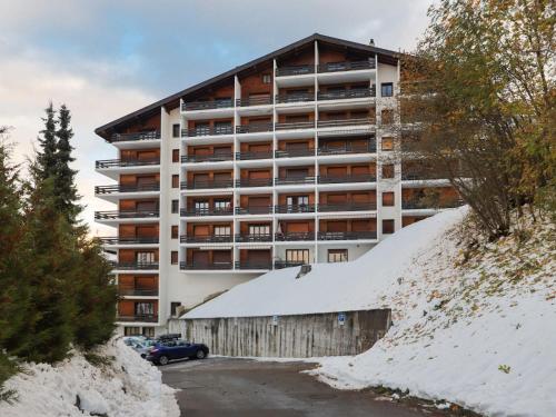  Apartment Chaedoz 24-1 by Interhome in Nendaz
