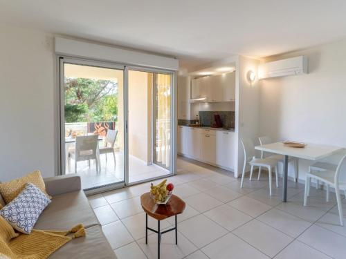Apartment MB4 by Interhome in 聖露西亞迪莫里安尼