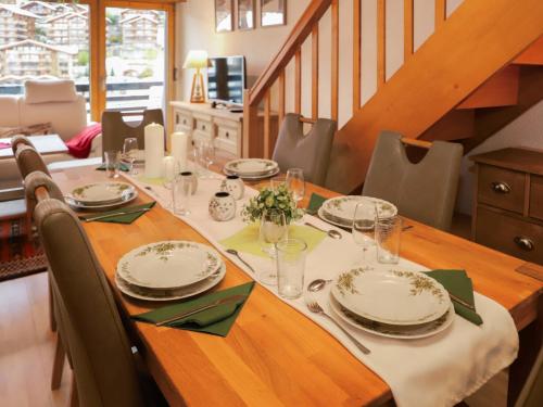 Apartment Muverans I C3 by Interhome in Nendaz