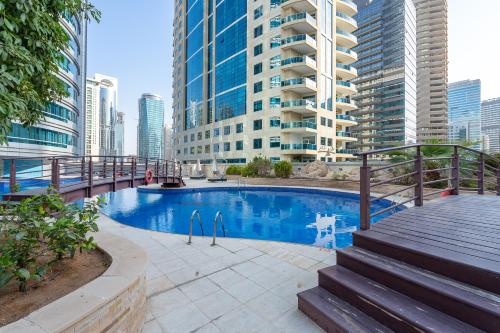Heaven Crest Vacation Homes Dubai Marina - 4 Bedroom Suite with Marina View near JBR Beach, Free Parking, Wi-Fi, Gym and Pool, Dubaj (zdjęcie 4)