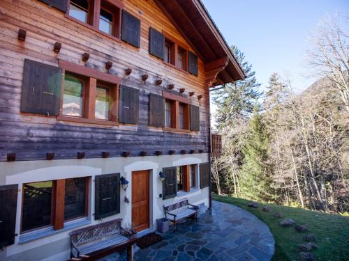 Chalet Chalet Tetras by Interhome in 維拉爾薩羅恩