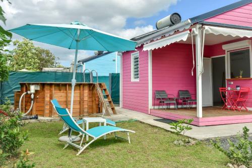 ทัศนียภาพ, Les Jardins de Chantilly -Bungalows avec jardins et piscines privées in แบ มาโอล