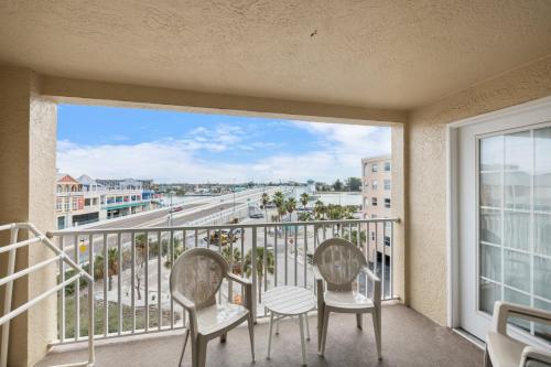402 Beach Place Condos in St Pete Beach, USA