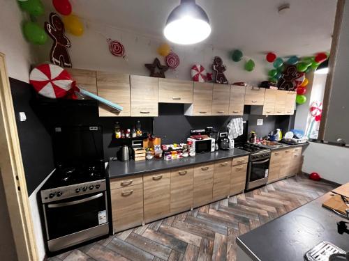 Kitchen, Hostel Old School in Rijeka