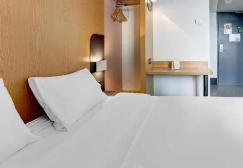 B&B Hôtel Reims Centre Gare - image 7