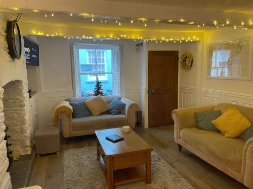Drift Cottage - Fishermans Cottage Brixham harbour