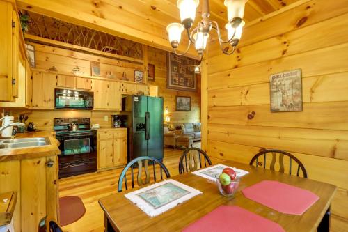 Forested McCaysville Cabin on Fightingtown Creek! in McCaysville, USA