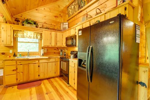 Forested McCaysville Cabin on Fightingtown Creek! in McCaysville, USA