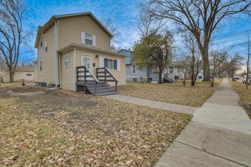 Updated Home Less Than 1 Mi to Downtown Fargo!