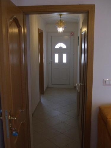 Apartment Mara - image 2