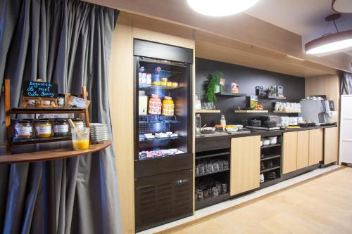Hotel De Bourbon Grand Hotel Mercure Bourges - image 2