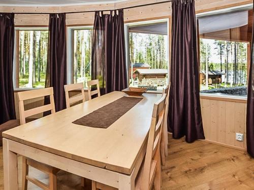 Holiday Home Lepovalkeinen by Interhome