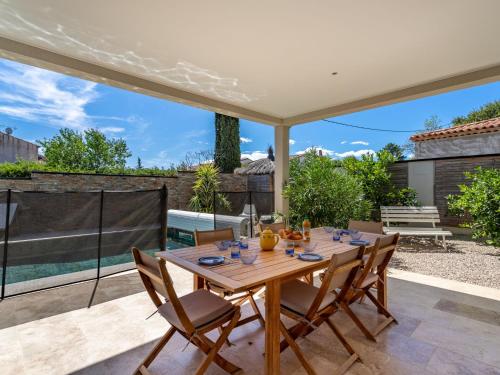 beranda/teres, Villa Lolilé by Interhome (Villa Lolile by Interhome) in Cogolin