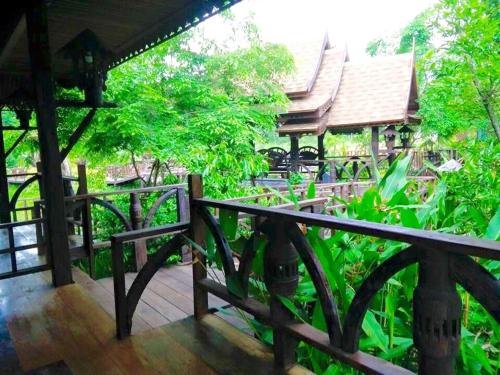 Burilamplai Resort in Thung Yai