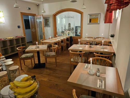 Food and beverages, Hotel Bohemia in Neukölln