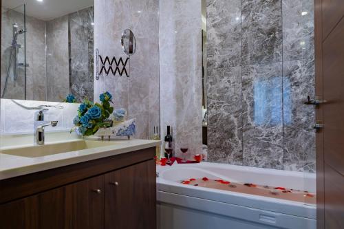 Lord Morgan & Exclusive Design Cihangir - image 2