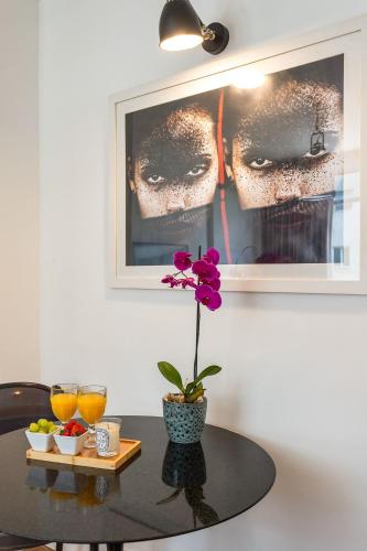 One-Bedroom Apartment image 4