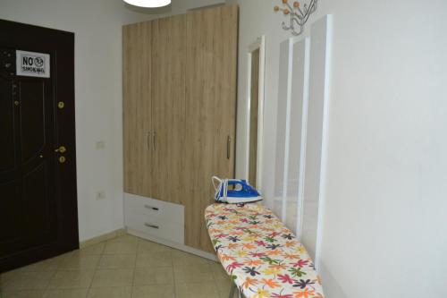 Kela's SEASHELL Art Decor Studio - image 7