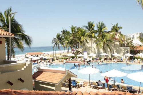 Casa a la orilla del mar en zona hotelera Ixtapa