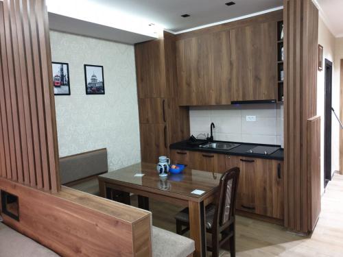 Kopaonik - APARTMAN ZEVS 200m od centra, Копаоник (фото 8)